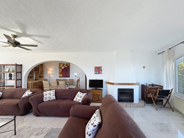 4 bedroom Villa for sale in Cumbre del Sol, Benitachell / Benitatxell with pool garage - € 860,000 (Ref: 10186172)