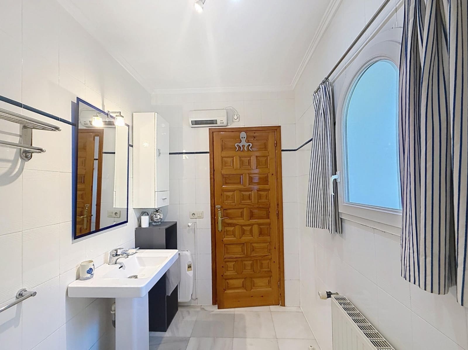 4 soveværelse Villa til salg i Benitachell / Benitatxell med swimmingpool garage - € 860.000 (Ref: 10186172)