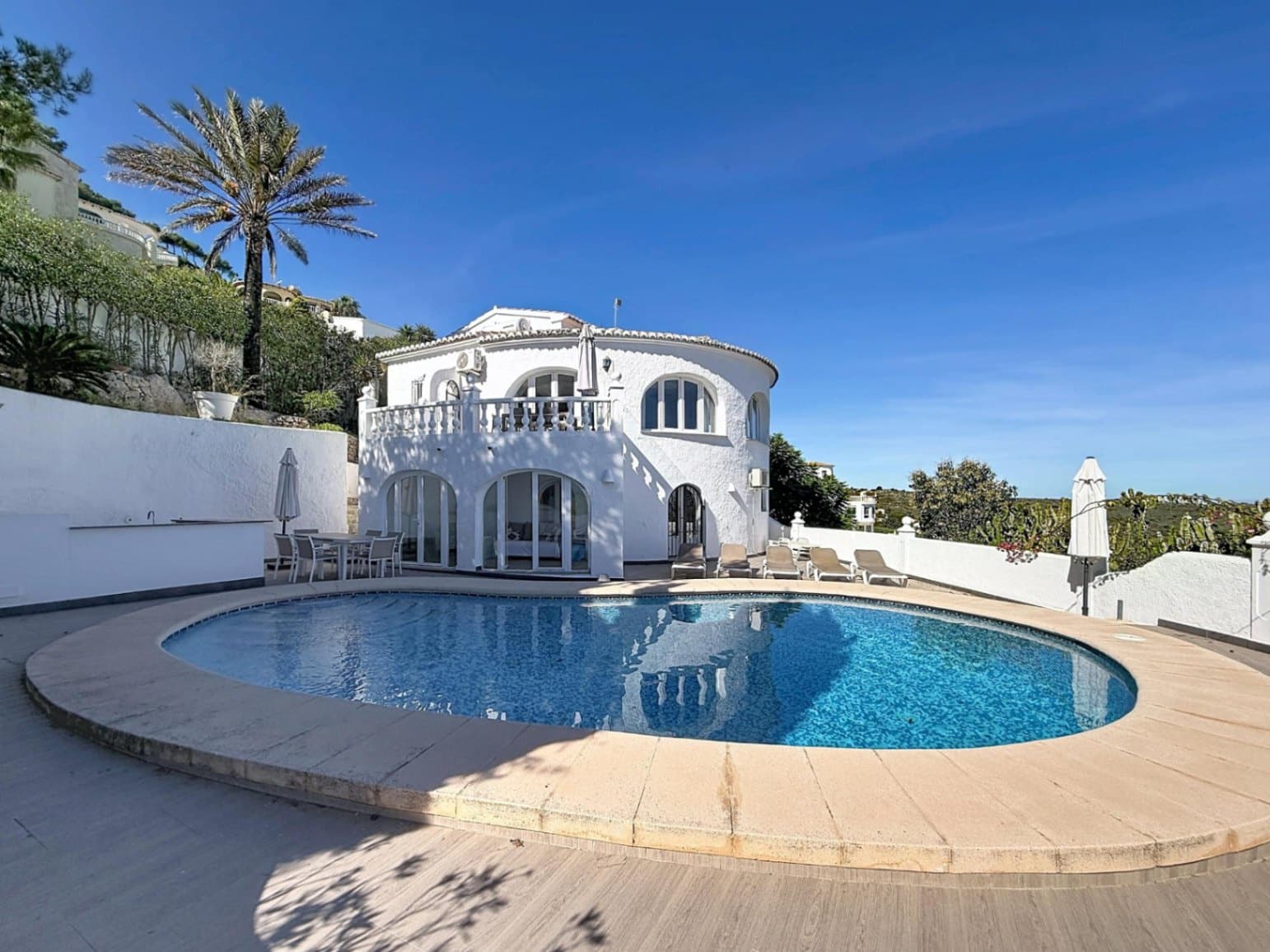 4 soveværelse Villa til salg i Benitachell / Benitatxell med swimmingpool garage - € 860.000 (Ref: 10186172)