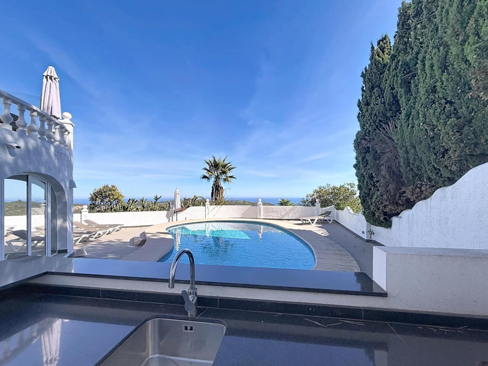 4 soveværelse Villa til salg i Benitachell / Benitatxell med swimmingpool garage - € 860.000 (Ref: 10186172)