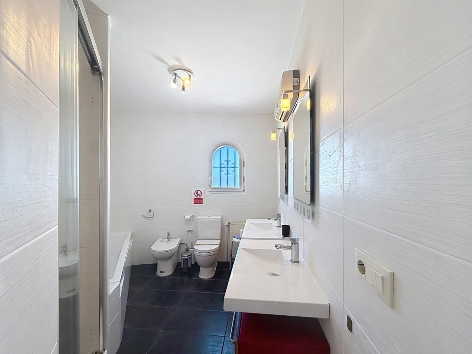 4 soveværelse Villa til salg i Benitachell / Benitatxell med swimmingpool garage - € 860.000 (Ref: 10186172)