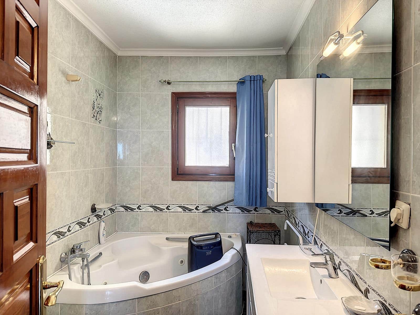 4 soverom Villa til salgs i Benitachell / Benitatxell med svømmebasseng garasje - € 529 000 (Ref: 7862568)