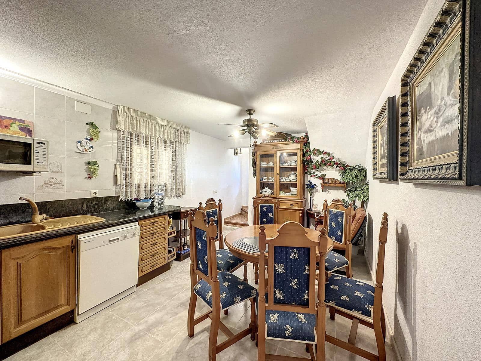 4 soverom Villa til salgs i Benitachell / Benitatxell med svømmebasseng garasje - € 529 000 (Ref: 7862568)