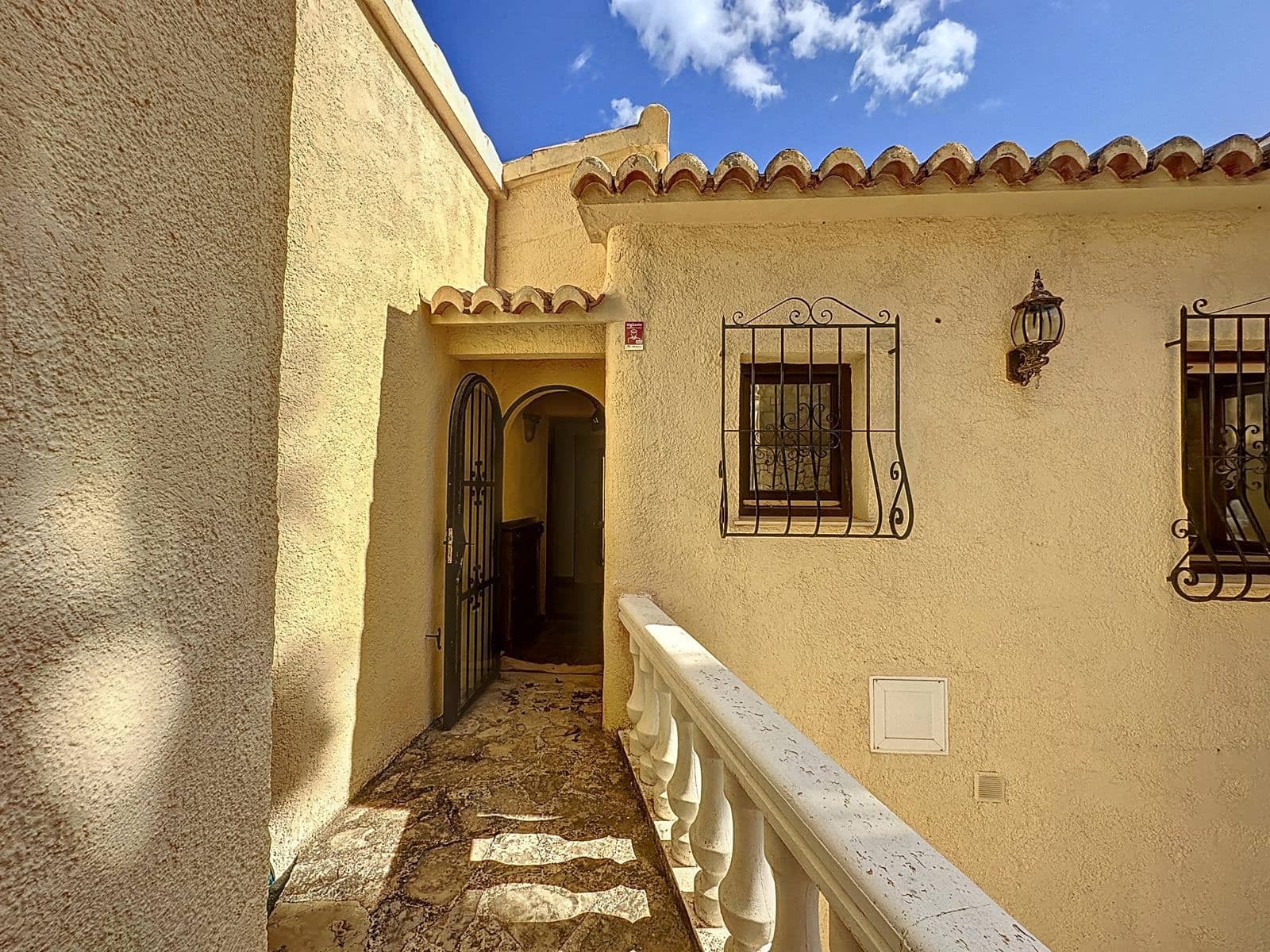 4 soverom Villa til salgs i Benitachell / Benitatxell med svømmebasseng garasje - € 529 000 (Ref: 7862568)