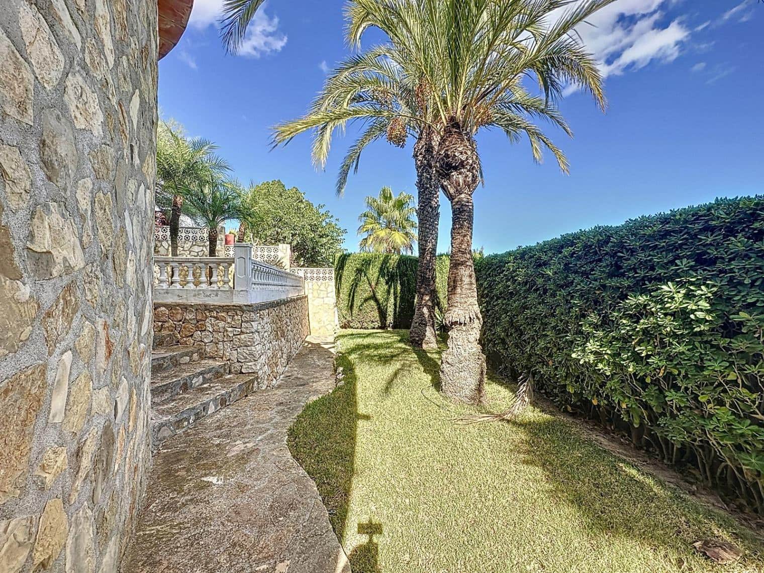 4 soverom Villa til salgs i Benitachell / Benitatxell med svømmebasseng garasje - € 529 000 (Ref: 7862568)