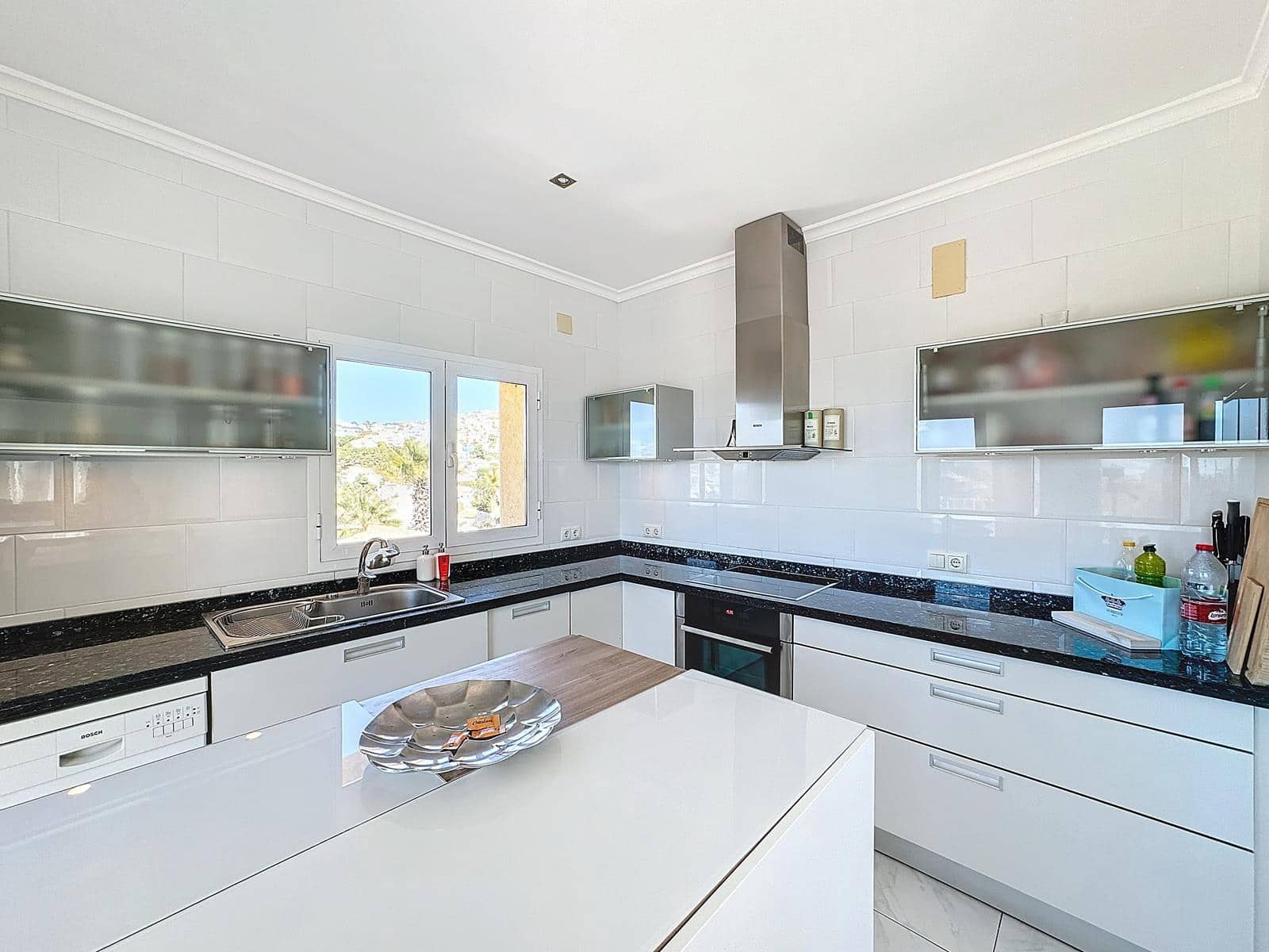 3 slaapkamer Villa te koop in Benitachell / Benitatxell met zwembad garage - € 749.000 (Ref: 8187830)