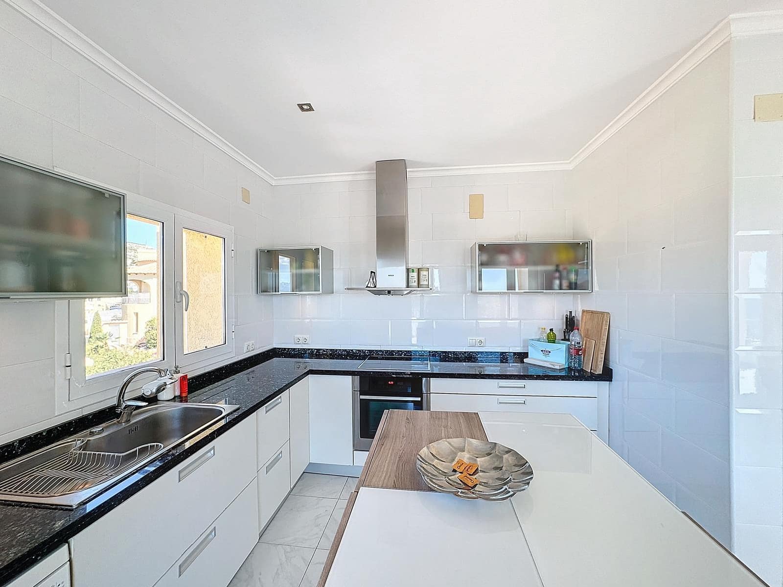 3 slaapkamer Villa te koop in Benitachell / Benitatxell met zwembad garage - € 749.000 (Ref: 8187830)