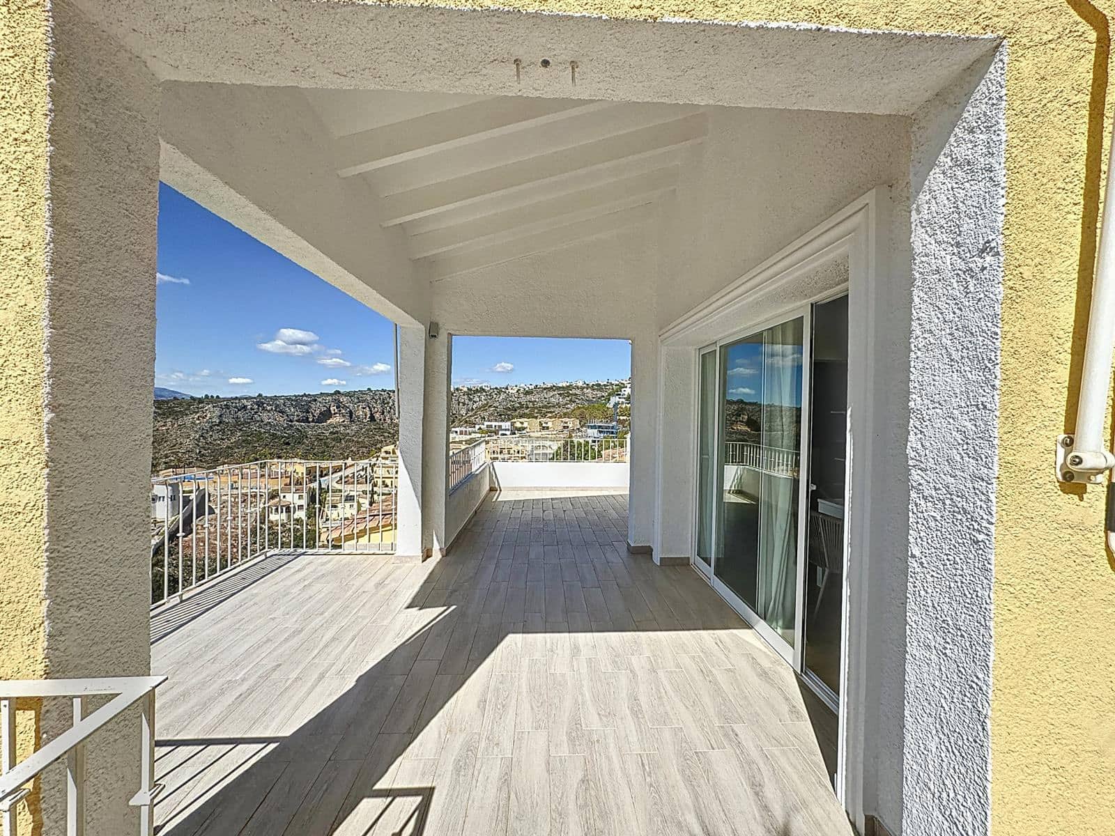 3 slaapkamer Villa te koop in Benitachell / Benitatxell met zwembad garage - € 749.000 (Ref: 8187830)