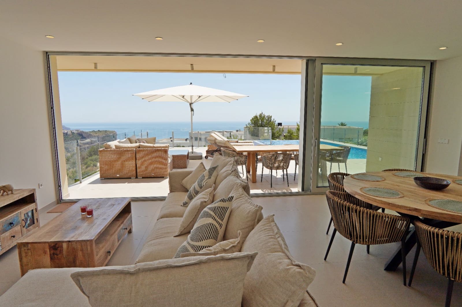 3 sypialnia Willa na sprzedaż w Benitachell / Benitatxell z basenem garażem - 1 499 000 € (Ref: 8366525)