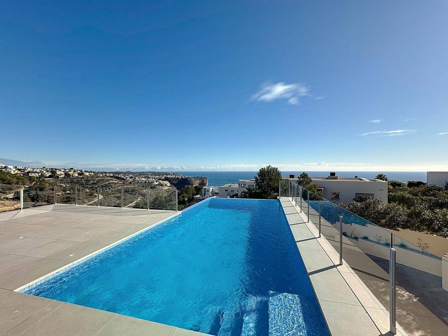 3 sypialnia Willa na sprzedaż w Benitachell / Benitatxell z basenem garażem - 1 499 000 € (Ref: 8366525)