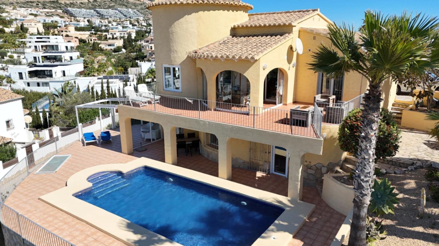 3 soveværelse Villa til salg i Benitachell / Benitatxell med swimmingpool garage - € 745.000 (Ref: 8583466)