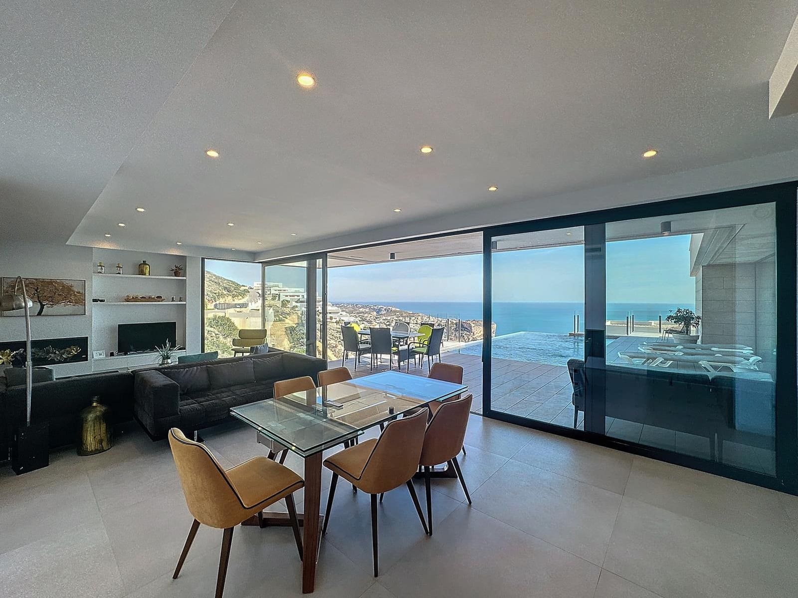 3 bedroom Villa for sale in Benitachell / Benitatxell with pool garage - € 1,100,000 (Ref: 8678529)