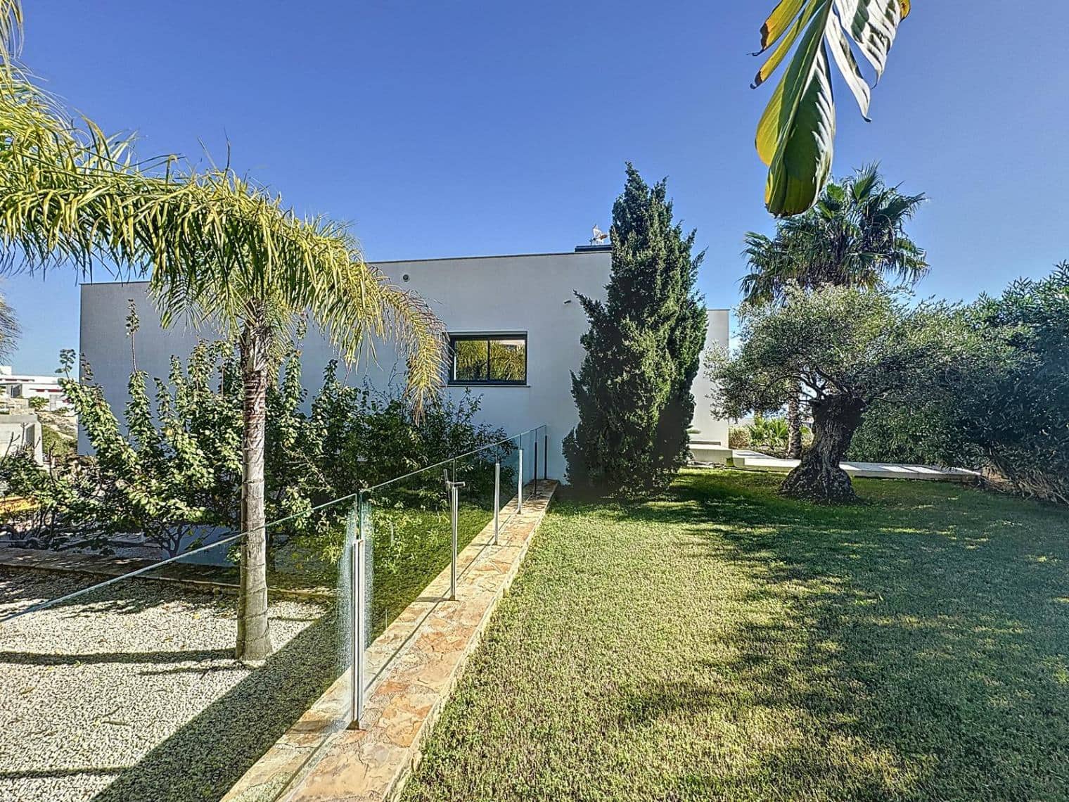 3 bedroom Villa for sale in Benitachell / Benitatxell with pool garage - € 1,100,000 (Ref: 8678529)