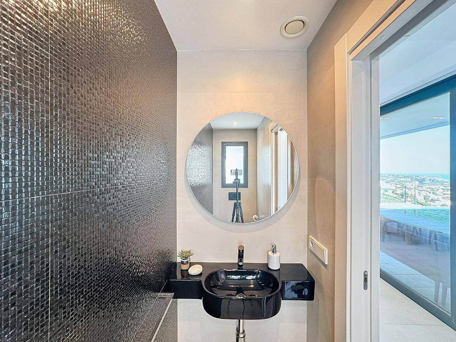 3 bedroom Villa for sale in Benitachell / Benitatxell with pool garage - € 1,100,000 (Ref: 8678529)