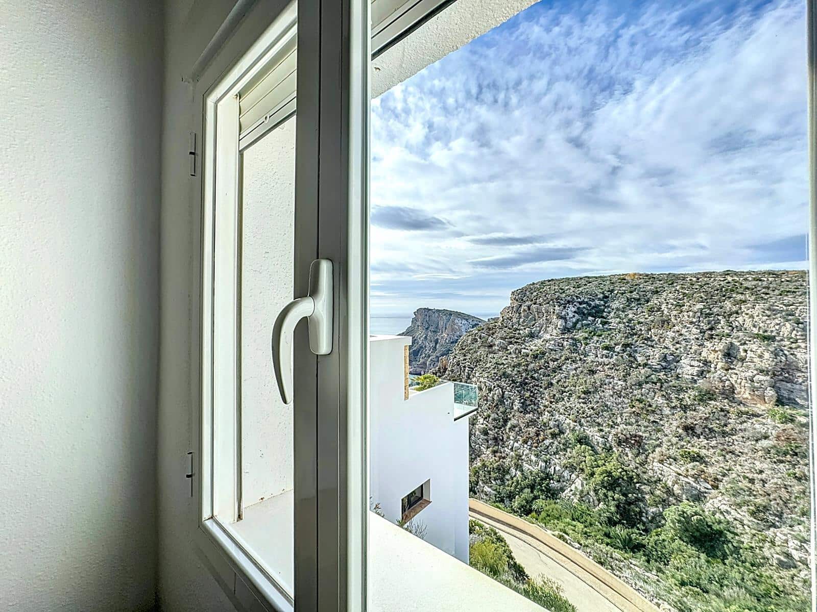 2 sovrum Villa till salu i Benitachell / Benitatxell med pool garage - 299 000 € (Ref: 8735878)