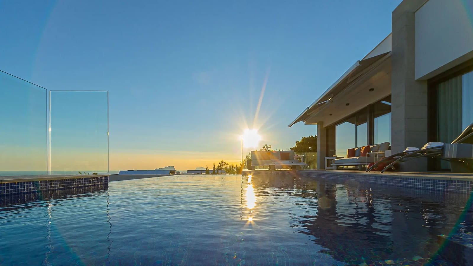 3 Zimmer Villa zu verkaufen in Benitachell / Benitatxell mit Pool Garage - 1.570.000 € (Ref: 8757038)