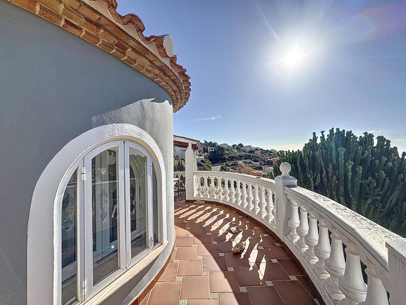 3 Zimmer Villa zu verkaufen in Benitachell / Benitatxell mit Pool Garage - 680.000 € (Ref: 8779749)