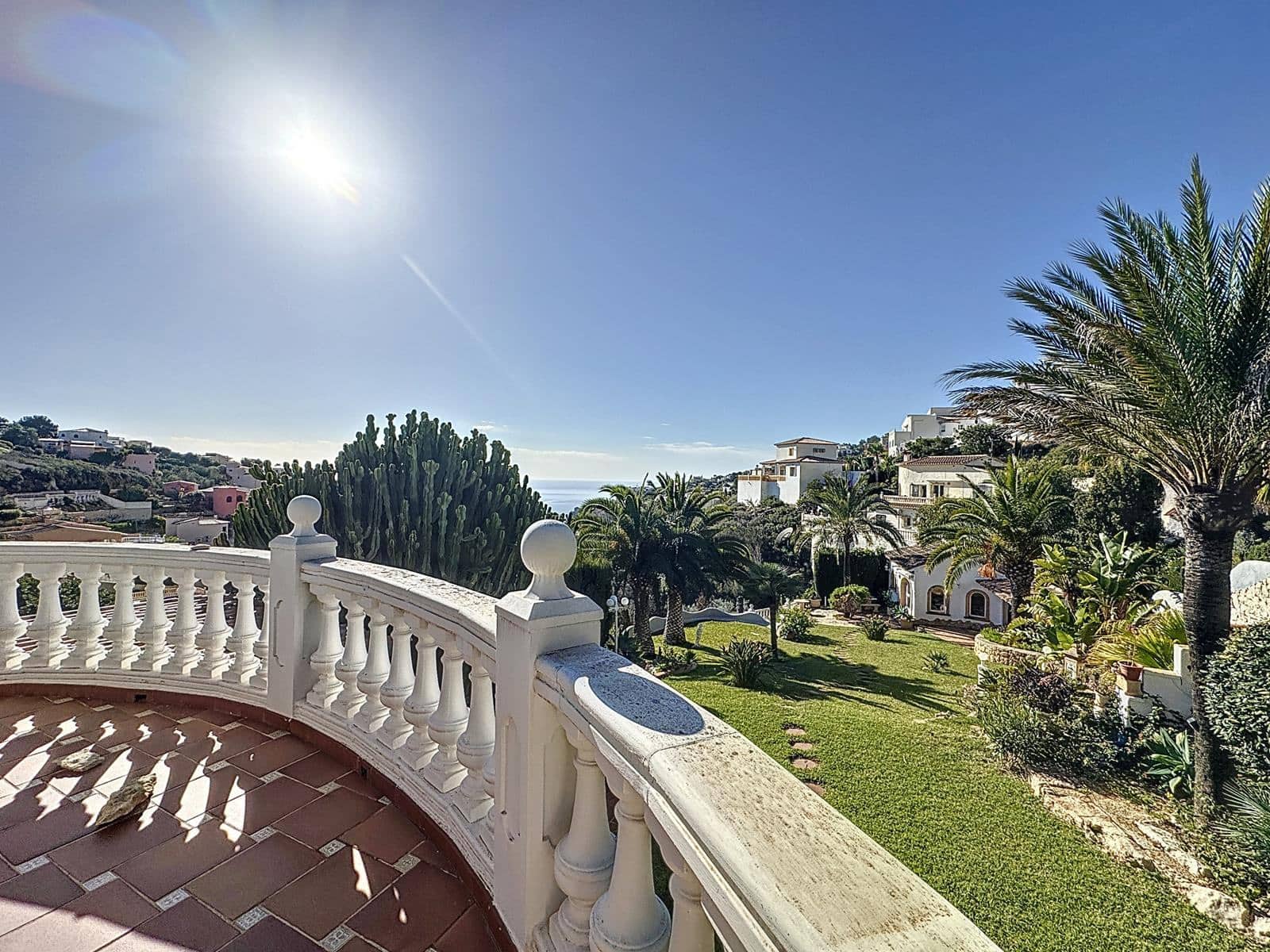 3 Zimmer Villa zu verkaufen in Benitachell / Benitatxell mit Pool Garage - 680.000 € (Ref: 8779749)