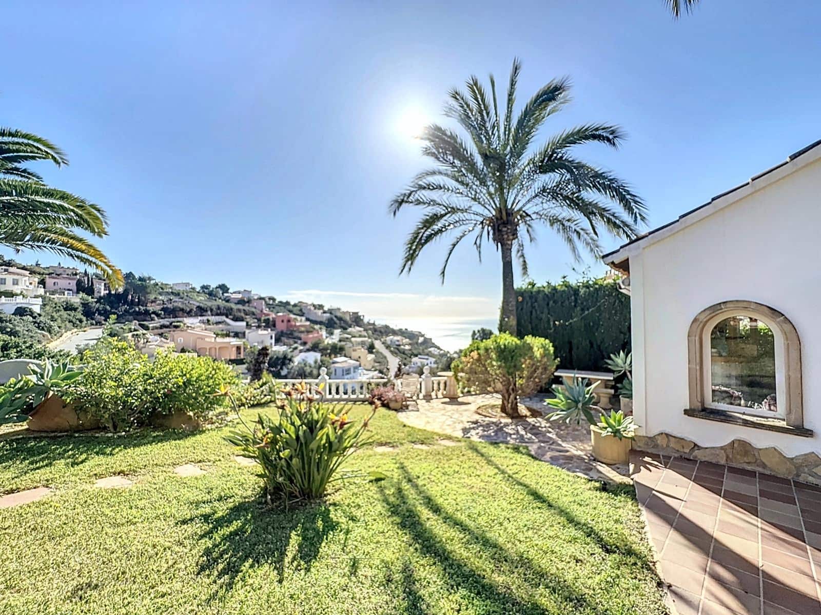 3 Zimmer Villa zu verkaufen in Benitachell / Benitatxell mit Pool Garage - 680.000 € (Ref: 8779749)