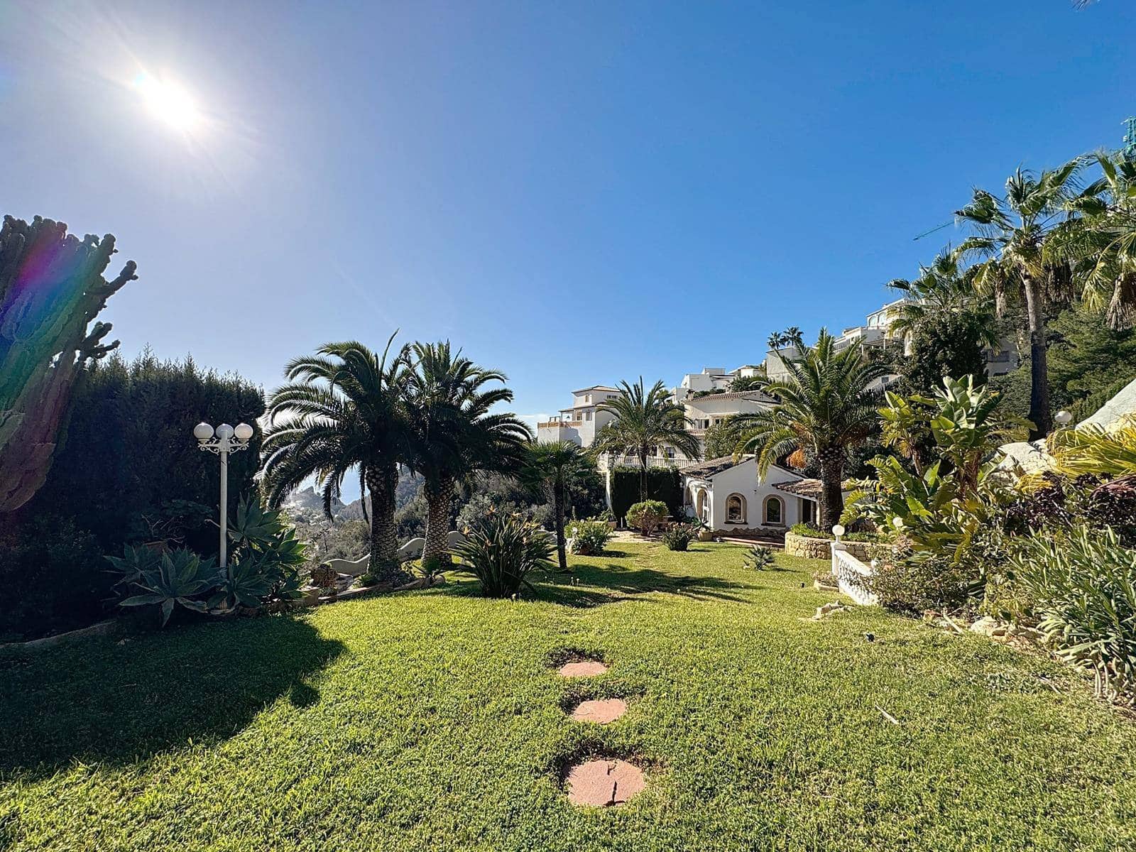 3 Zimmer Villa zu verkaufen in Benitachell / Benitatxell mit Pool Garage - 680.000 € (Ref: 8779749)