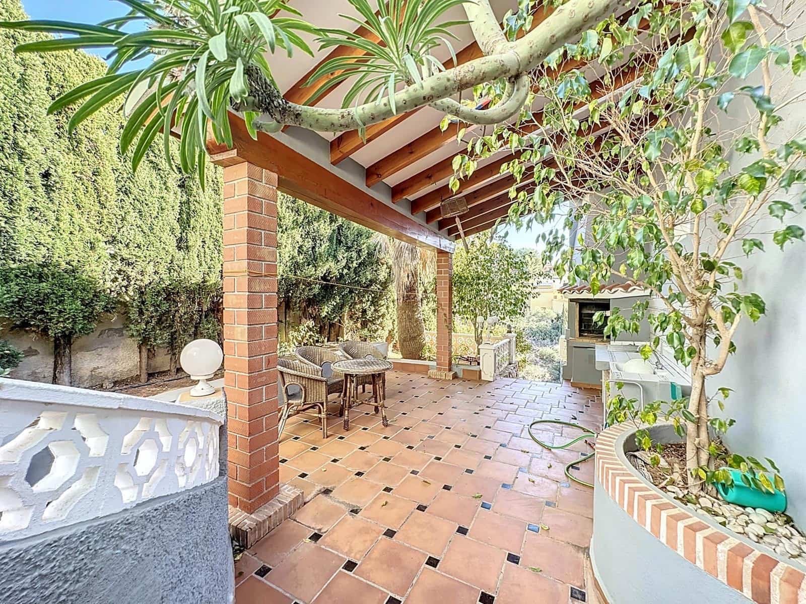 3 Zimmer Villa zu verkaufen in Benitachell / Benitatxell mit Pool Garage - 680.000 € (Ref: 8779749)