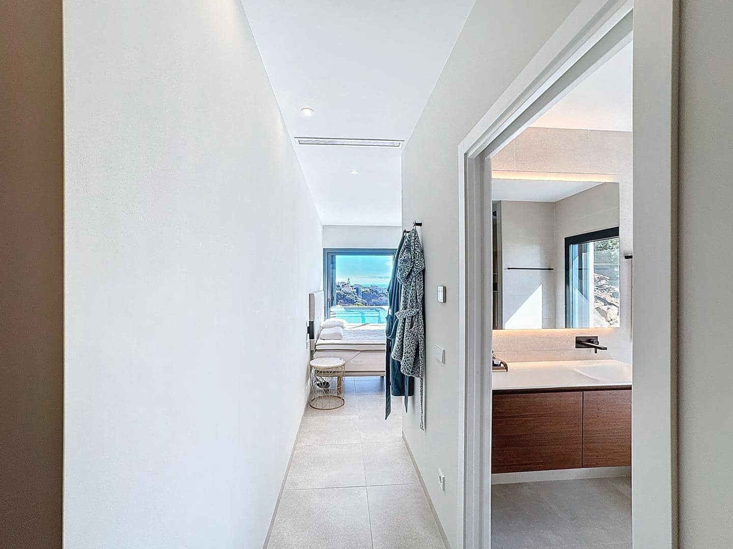 Chalet de 3 habitaciones en Benitachell / Benitatxell en venta con piscina garaje - 1.795.000 € (Ref: 8788752)