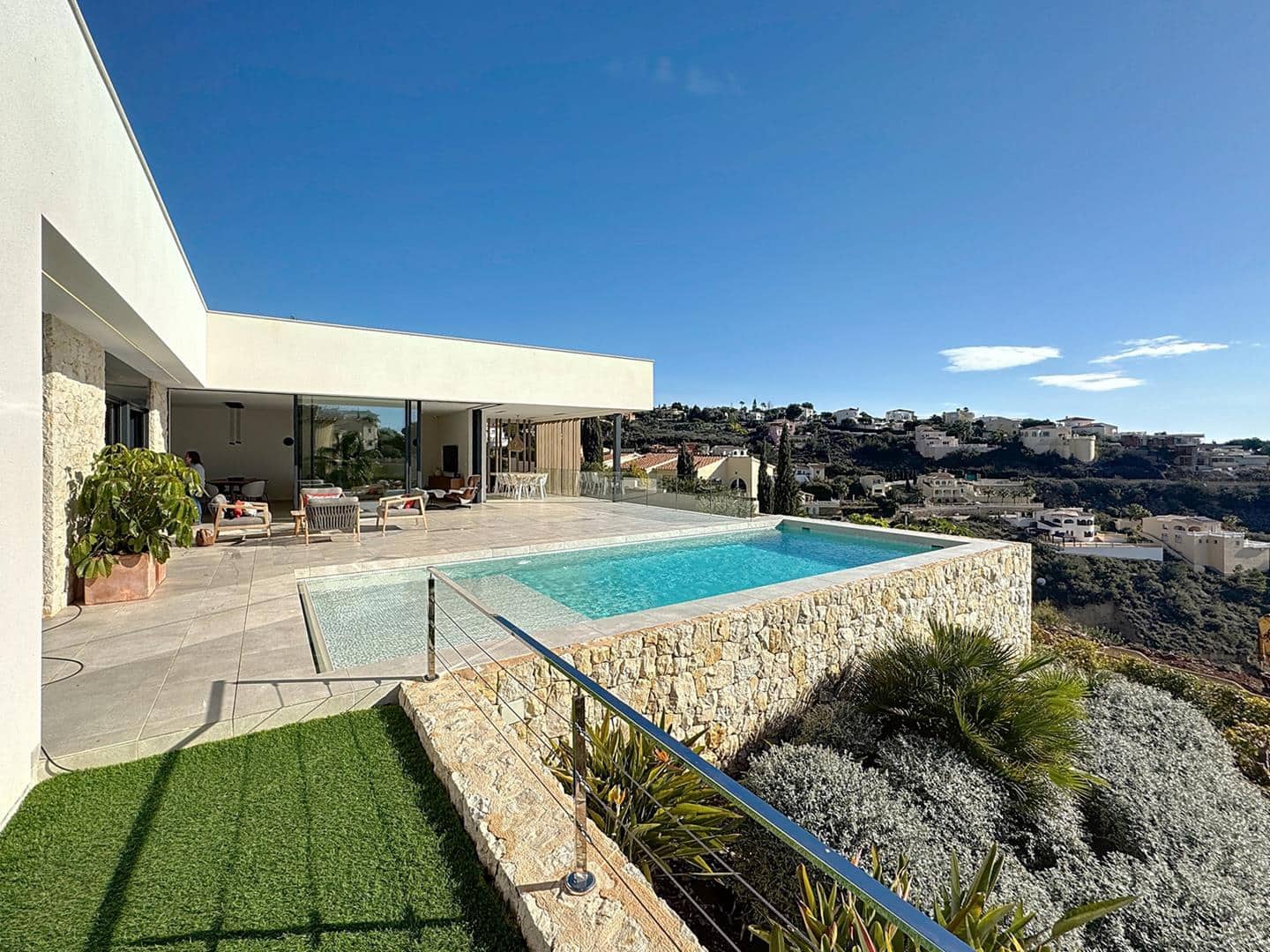 Chalet de 3 habitaciones en Benitachell / Benitatxell en venta con piscina garaje - 1.795.000 € (Ref: 8788752)