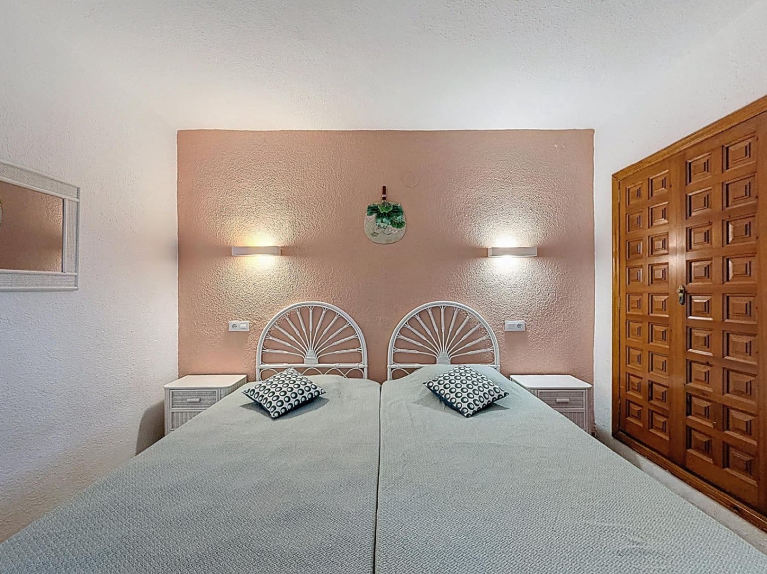 4 bedroom Villa for sale in Benitachell / Benitatxell with pool garage - € 619,000 (Ref: 8813498)