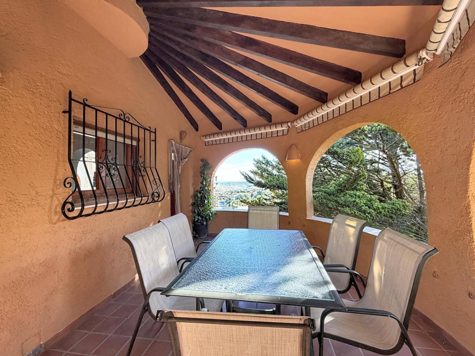 4 bedroom Villa for sale in Benitachell / Benitatxell with pool garage - € 619,000 (Ref: 8813498)