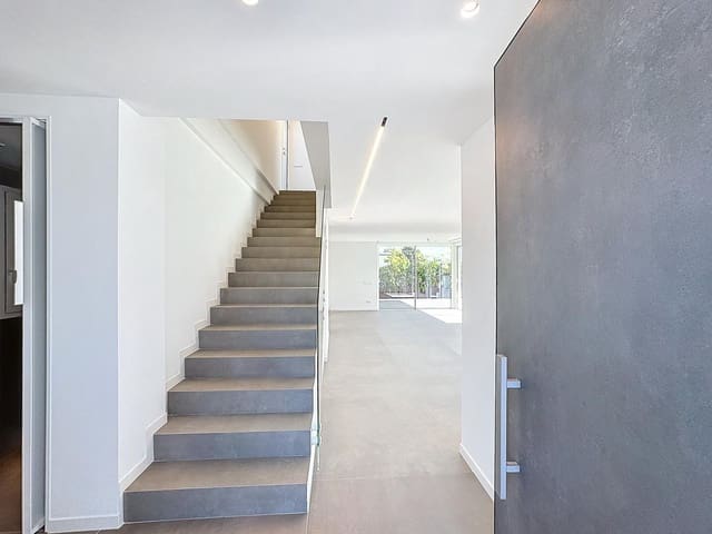 5 slaapkamer Villa te koop in Moravit - Cap Blanc, Teulada-Moraira met zwembad garage - € 2.400.000 (Ref: 8814093)