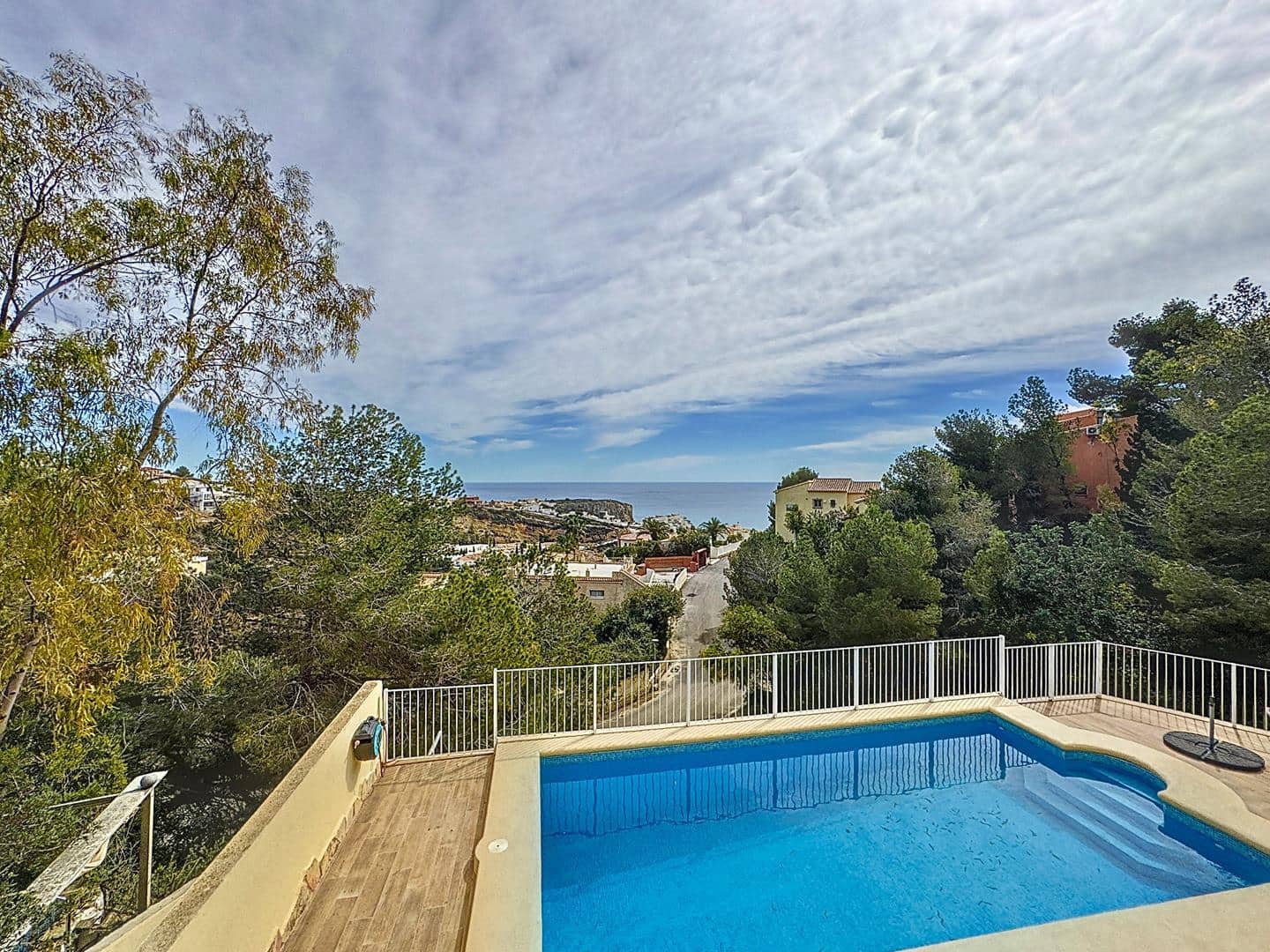 2 sovrum Villa till salu i Benitachell / Benitatxell med pool garage - 650 000 € (Ref: 8874973)