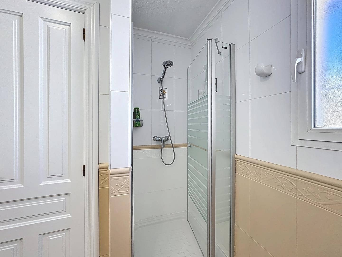 2 soverom Leilighet til salgs i Benitachell / Benitatxell med svømmebasseng garasje - € 399 000 (Ref: 8875891)