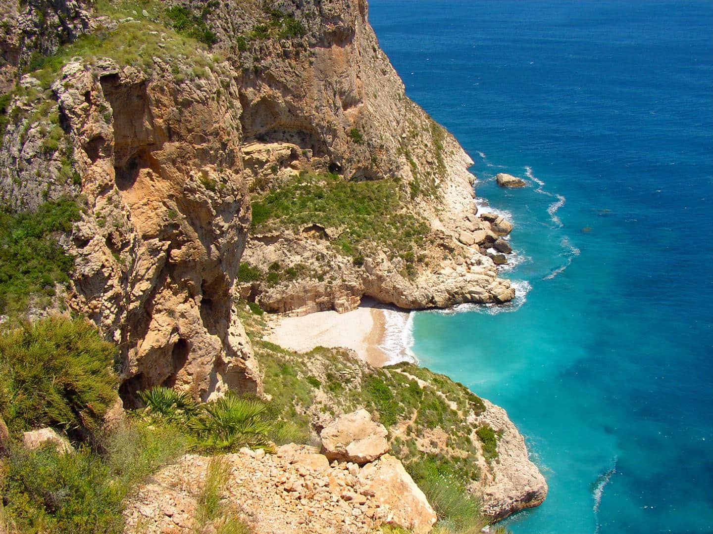 4 bedroom Villa for sale in Benitachell / Benitatxell with pool garage - € 1,695,000 (Ref: 8893448)