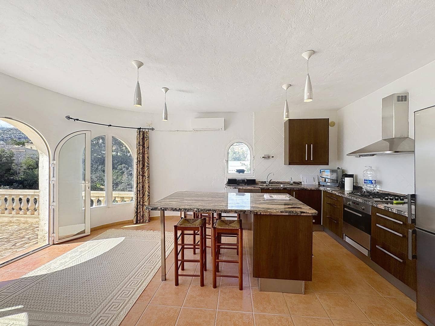 4 sypialnia Willa na sprzedaż w Benitachell / Benitatxell z basenem garażem - 495 000 € (Ref: 8897940)