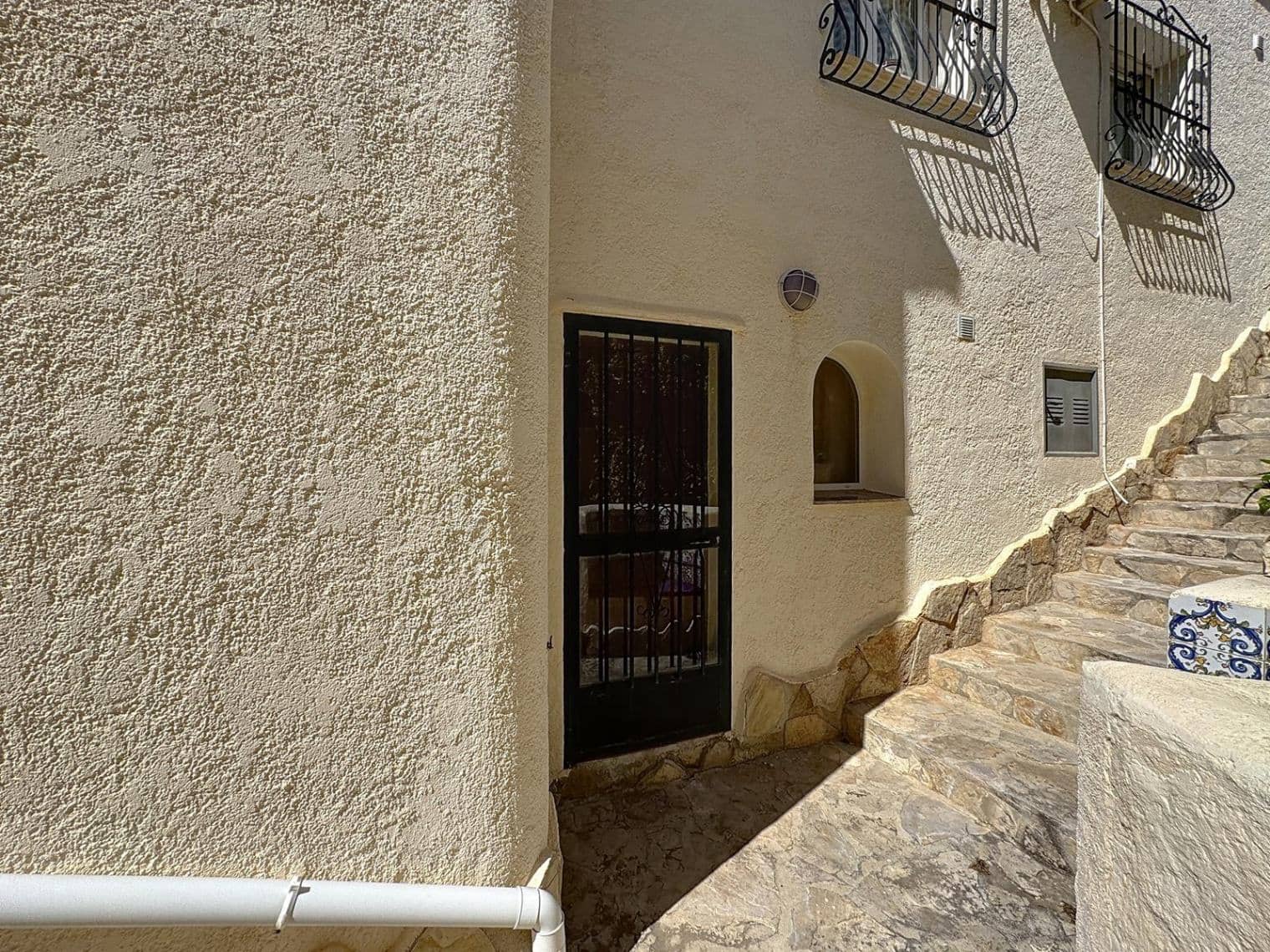 4 sypialnia Willa na sprzedaż w Benitachell / Benitatxell z basenem garażem - 495 000 € (Ref: 8897940)