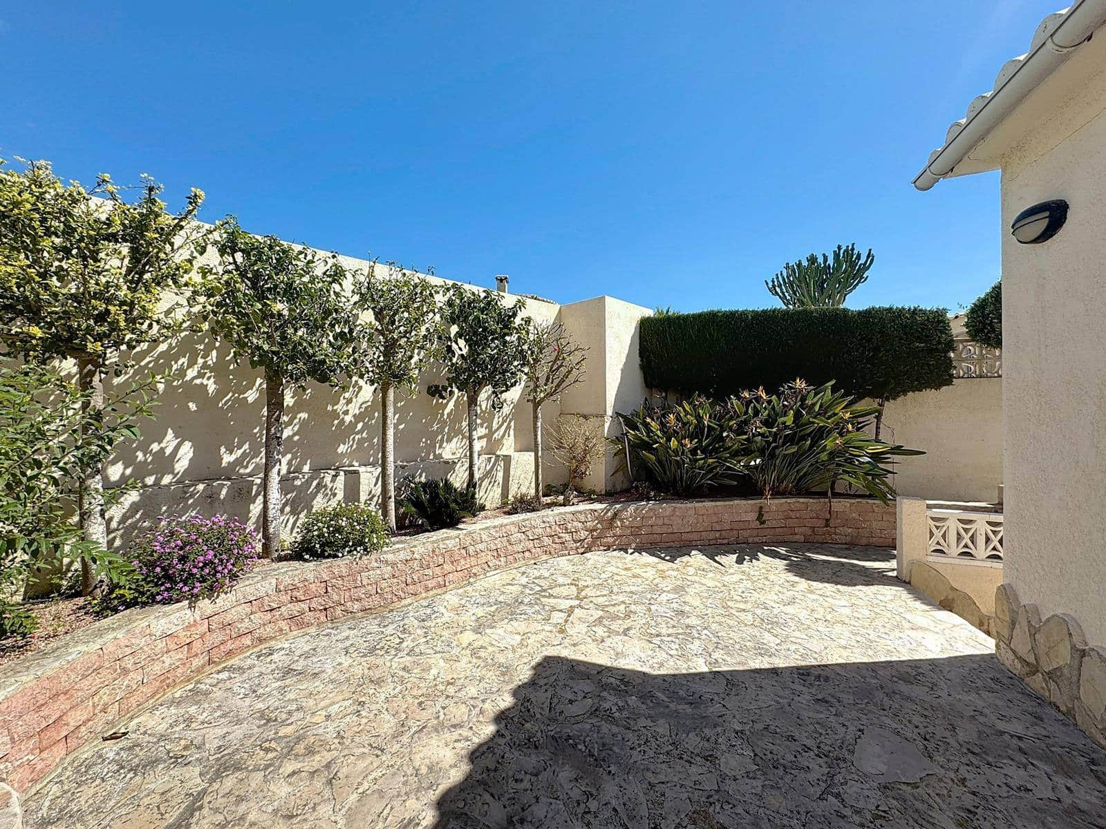 4 sypialnia Willa na sprzedaż w Benitachell / Benitatxell z basenem garażem - 495 000 € (Ref: 8897940)