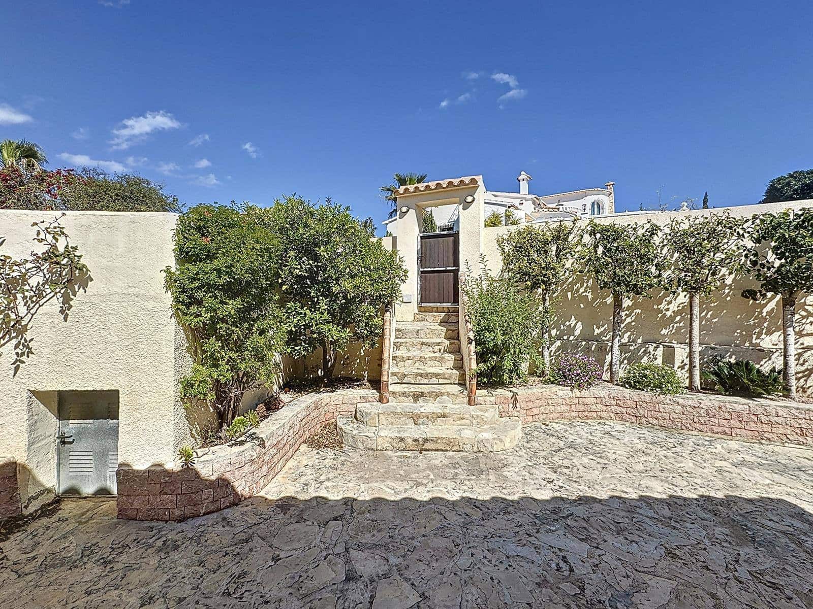 4 sypialnia Willa na sprzedaż w Benitachell / Benitatxell z basenem garażem - 495 000 € (Ref: 8897940)