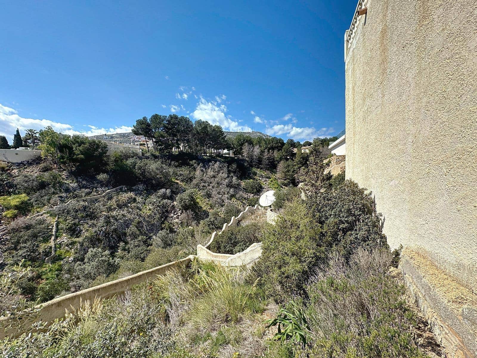 4 sypialnia Willa na sprzedaż w Benitachell / Benitatxell z basenem garażem - 495 000 € (Ref: 8897940)