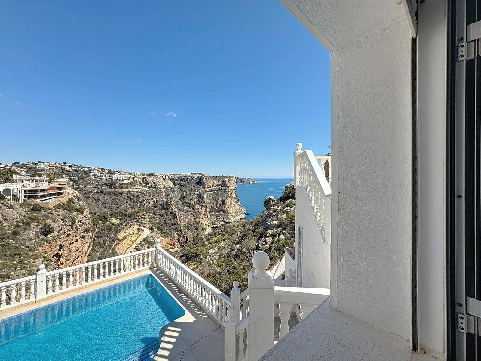 4 sovrum Villa till salu i Benitachell / Benitatxell med pool garage - 765 000 € (Ref: 8902609)