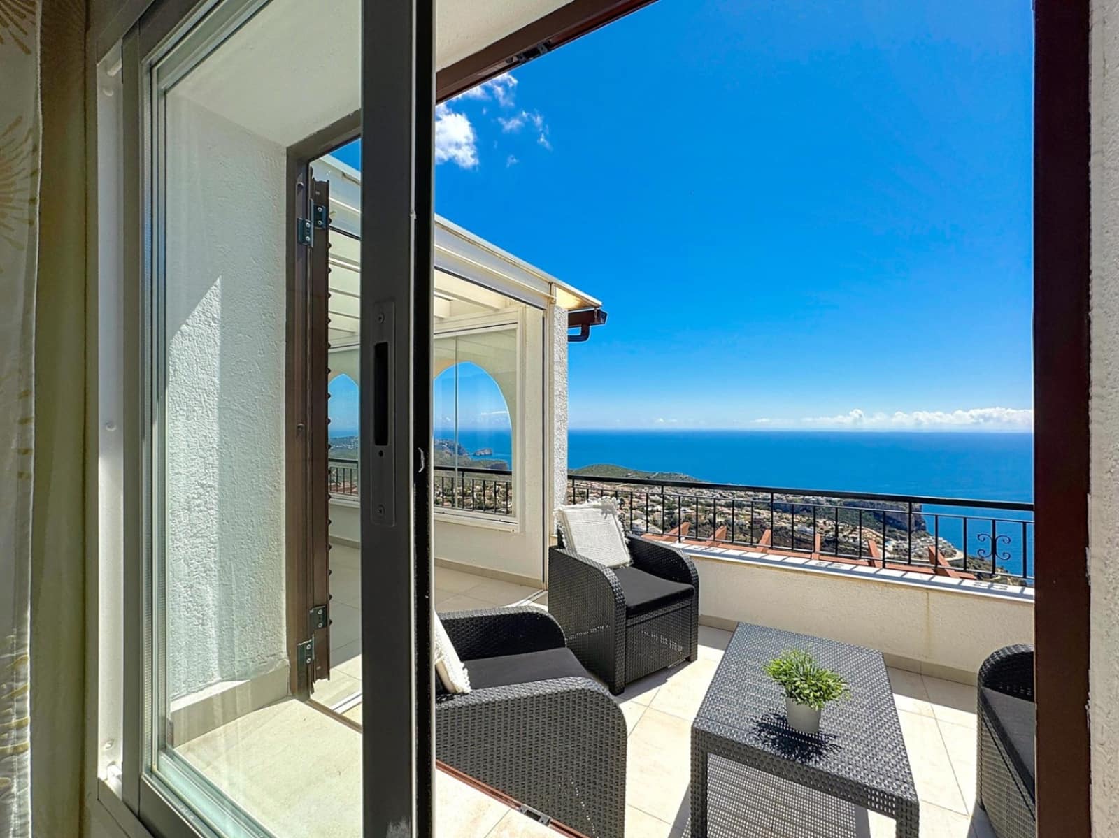 2 soverom Leilighet til salgs i Benitachell / Benitatxell med svømmebasseng garasje - € 320 000 (Ref: 8940743)