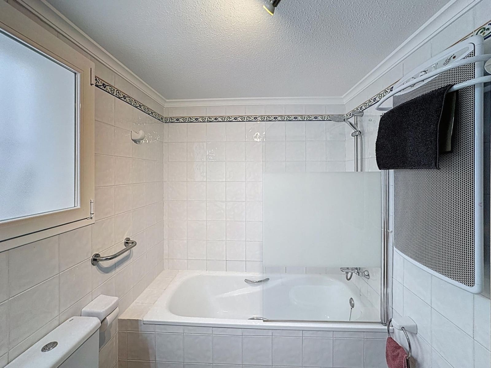 2 soverom Leilighet til salgs i Benitachell / Benitatxell med svømmebasseng garasje - € 320 000 (Ref: 8940743)