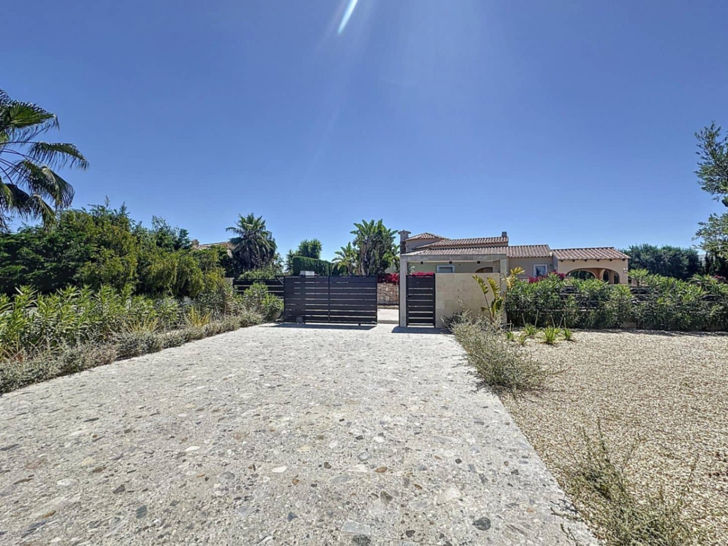 Chalet de 3 habitaciones en Benitachell / Benitatxell en venta con piscina garaje - 2.350.000 € (Ref: 9075349)