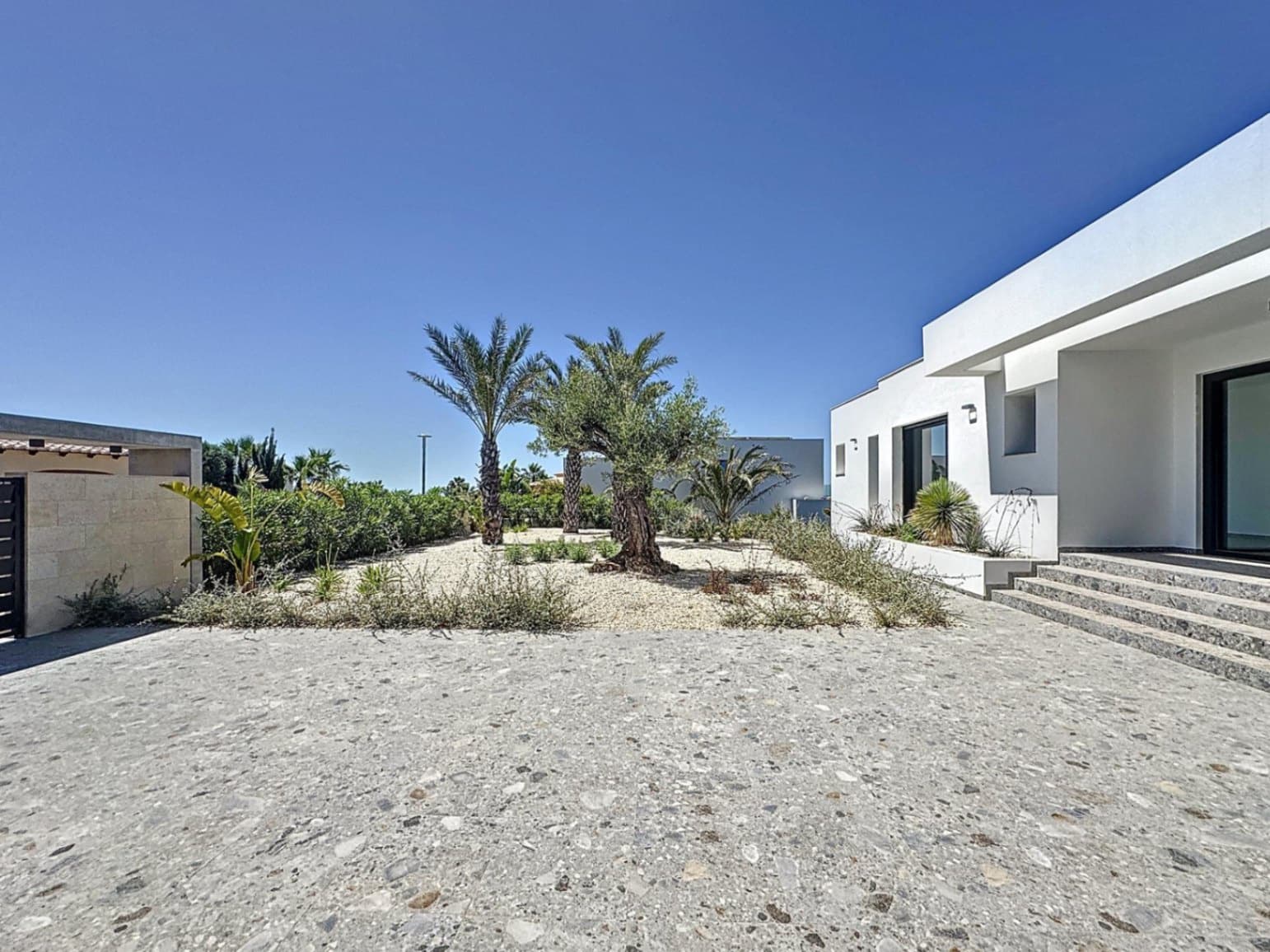 Chalet de 3 habitaciones en Benitachell / Benitatxell en venta con piscina garaje - 2.350.000 € (Ref: 9075349)