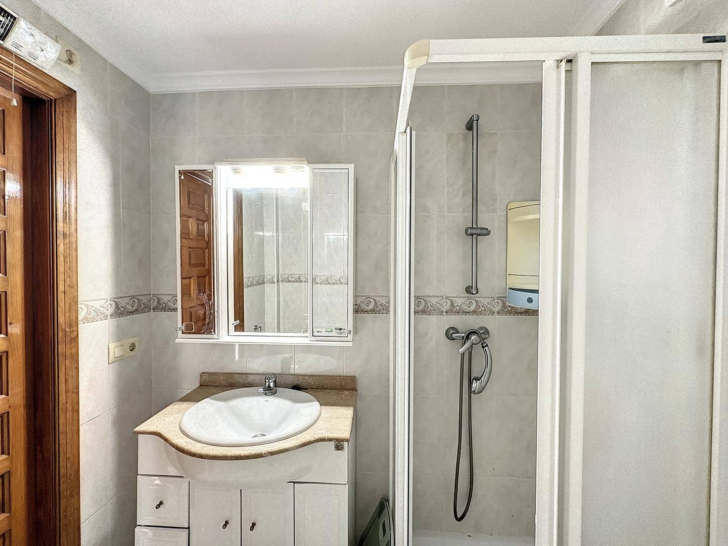 2 soverom Leilighet til salgs i Benitachell / Benitatxell med svømmebasseng garasje - € 195 000 (Ref: 9156176)