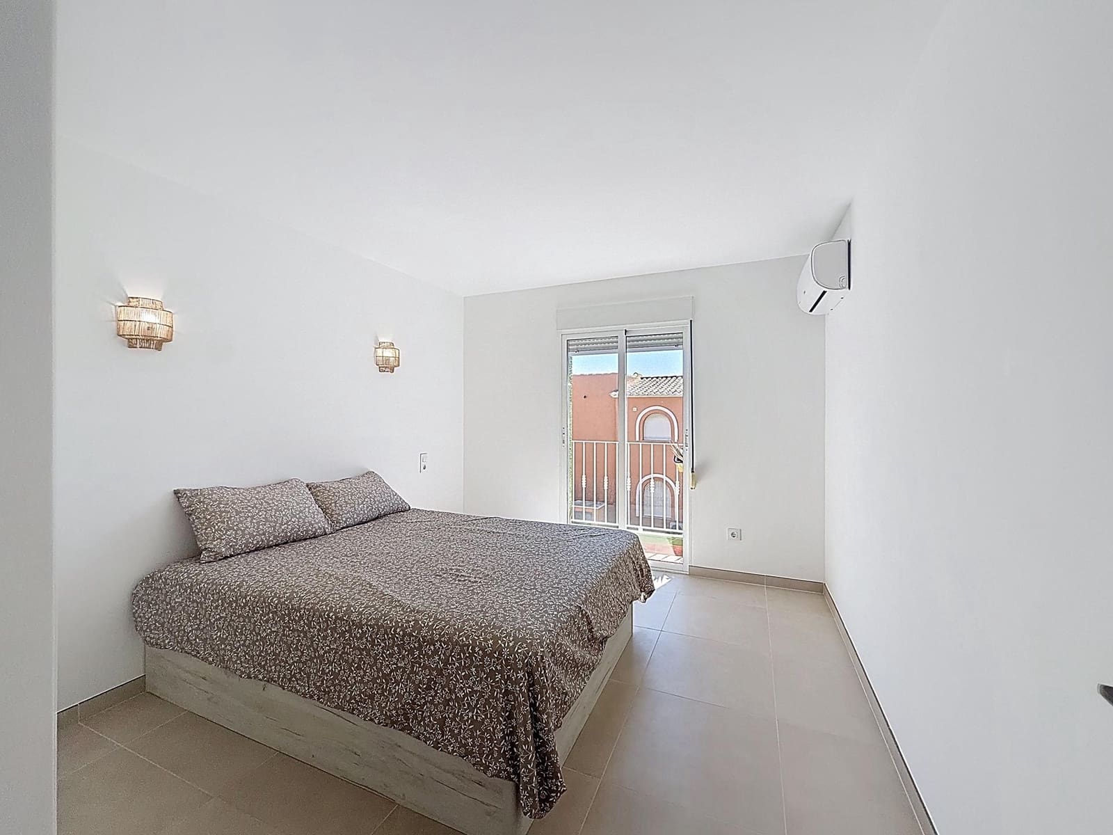 2 soveværelse Lejlighed til salg i Benitachell / Benitatxell med swimmingpool garage - € 240.000 (Ref: 9185715)