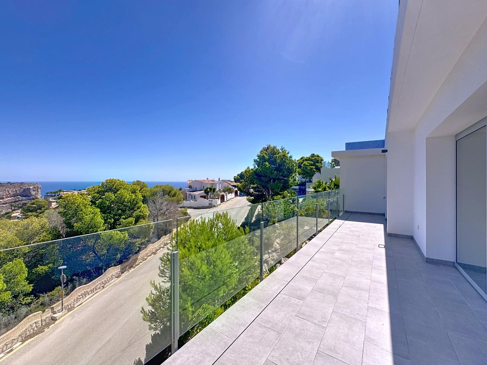 4 soverom Villa til salgs i Benitachell / Benitatxell med svømmebasseng garasje - € 1 395 000 (Ref: 9206918)