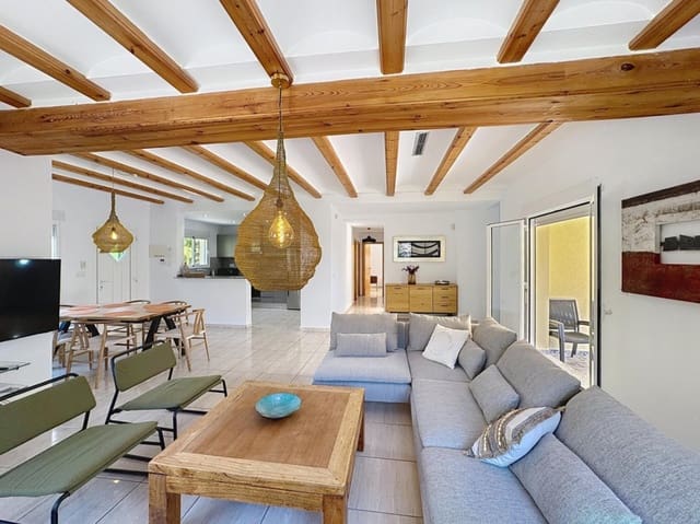 Chalet de 5 habitaciones en Cumbre del Sol, Benitachell / Benitatxell en venta con piscina garaje - 725.000 € (Ref: 9219455)