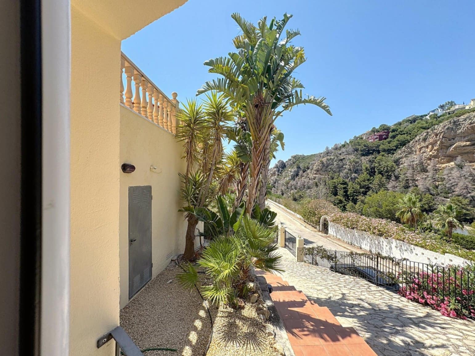 5 soverom Villa til salgs i Benitachell / Benitatxell med svømmebasseng garasje - € 725 000 (Ref: 9219455)