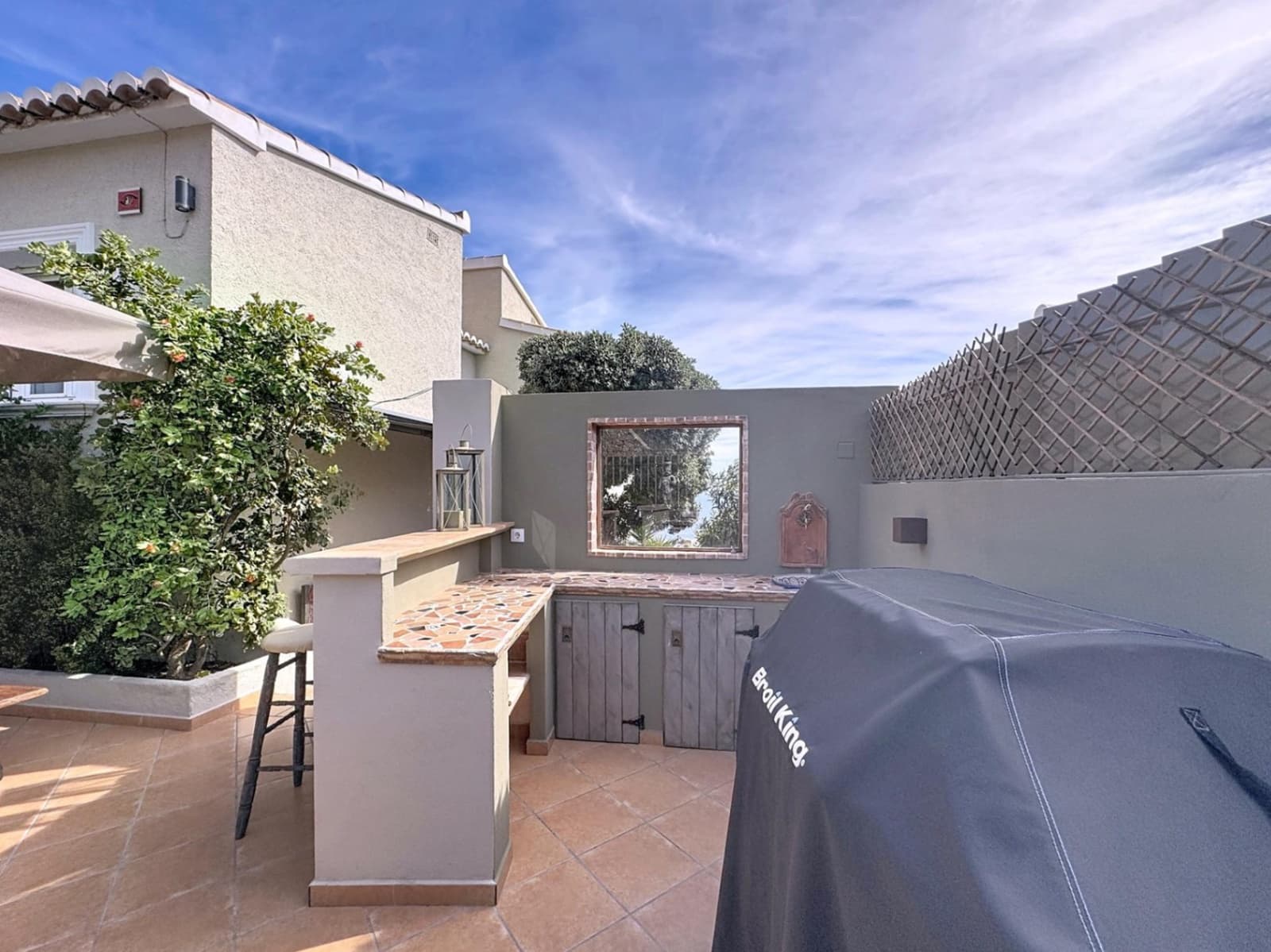 5 sypialnia Willa na sprzedaż w Benitachell / Benitatxell z basenem garażem - 1 100 000 € (Ref: 9342224)