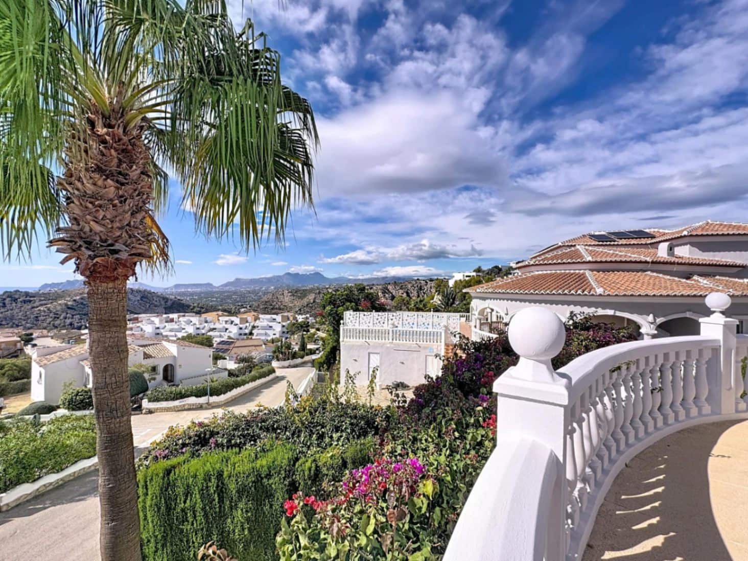 2 Zimmer Villa zu verkaufen in Benitachell / Benitatxell mit Pool Garage - 585.000 € (Ref: 9342225)